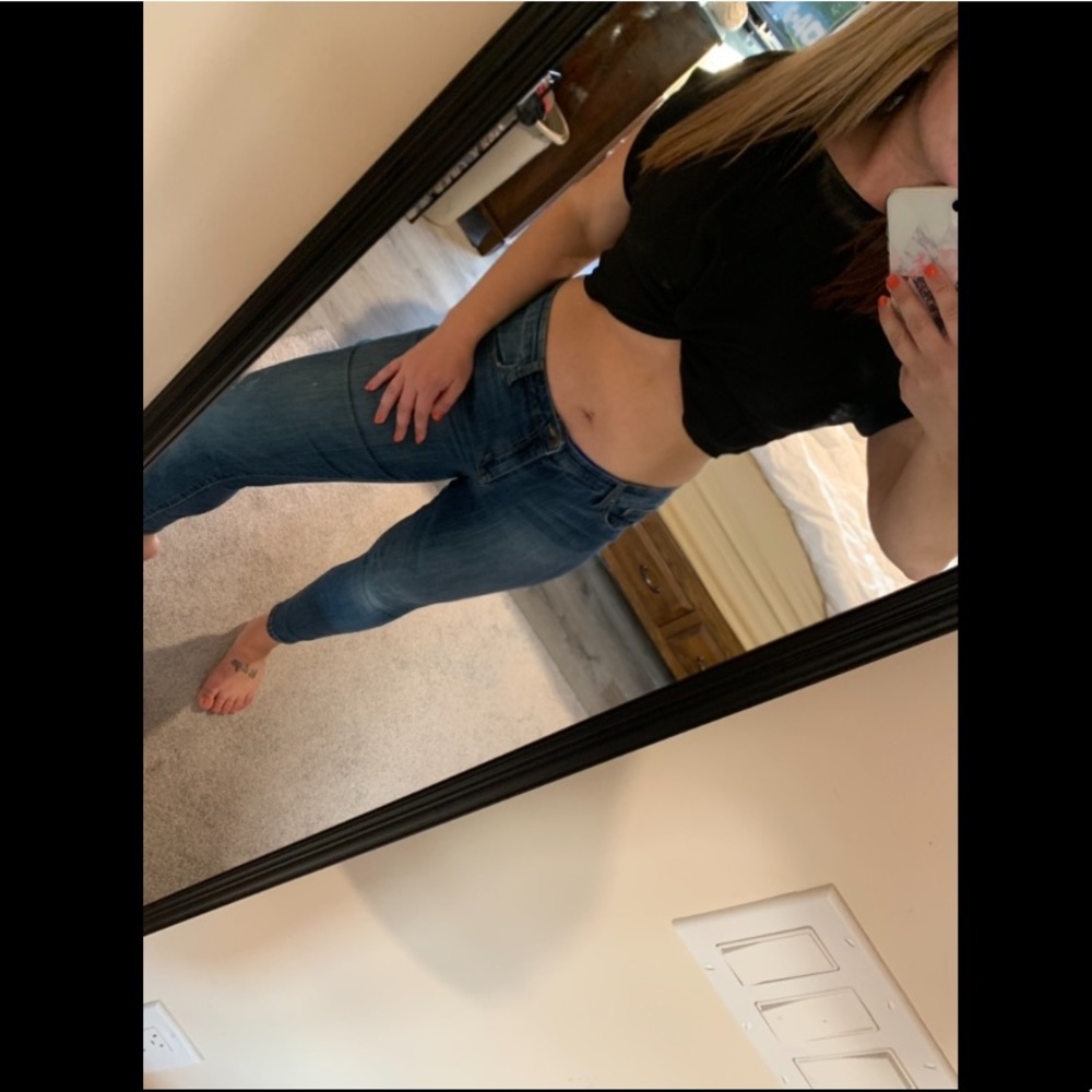 Black crop top